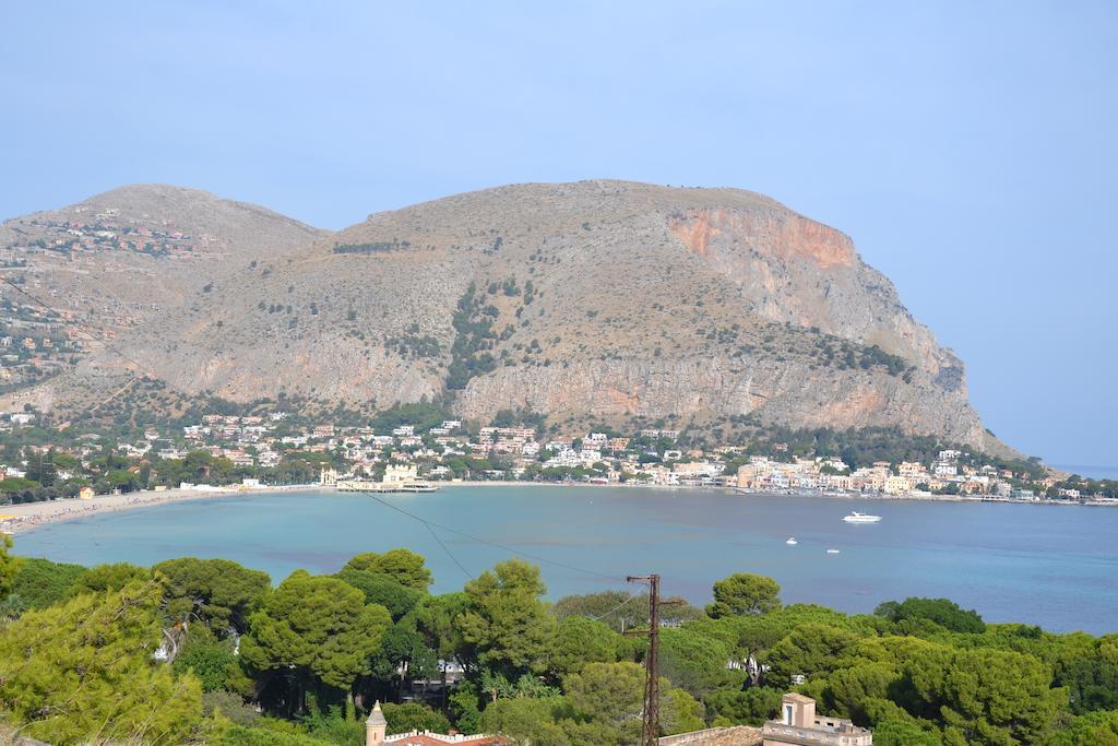 Mondello Holidays Bilik gambar